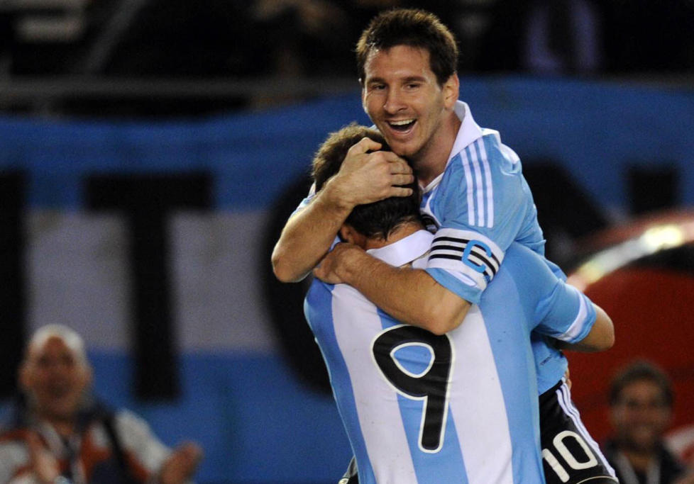 STORSPILTE OGS� FOR LANDSLAGET: Lionel Messi og Argentina fikk en perfekt start p� VM-kvalifiseringen med sterke 4-1 hjemme mot Chile.Foto: SCANPIX / AFP PHOTO / DANIEL GARCIA