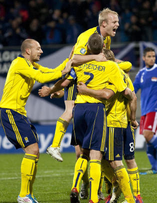 Gjerrige skotter opp p� playoff-plass