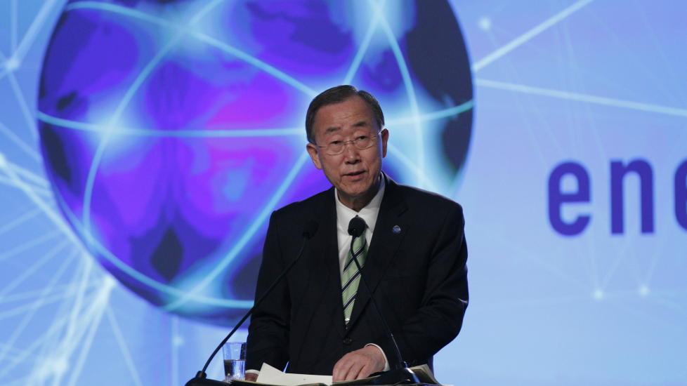 ENERGITOPPM�TE: FNs generalsekret�r Ban Ki-moon under toppm�te om energifattigdom i Oslo mandag. 
Foto: Erik Johansen / Scanpix