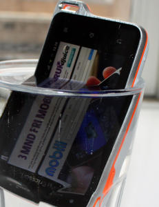 Mobilen du ikke kan f� fuktskade p�