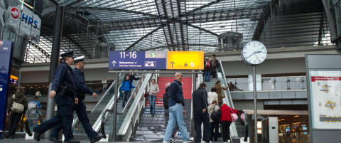 Ville angripe Berlins travle togtrafikk - feillaget bombene