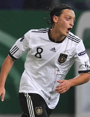 �zil med kanonscoring da Tyskland vant