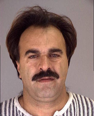 ROTETE: Manssor Arbabsiar har solgt b�de bruktbiler, is, hester og hurtigmat. N� er han siktet for terror. Foto: Reuters/Scanpix