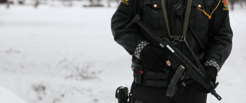 - Politiet b�r ikke bev�pnes