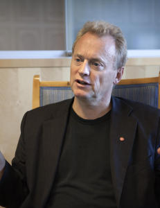 Advarer mot
terroristintervju