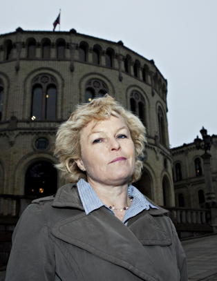 Krever stopp av dagpenger til utenlandske fanger