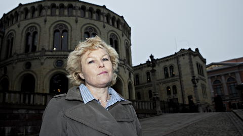 - IKKE DAGPENGER:  - Utlendinger som soner i norsk fengsel skal ikke ha dagpenger, mener �se Michaelsen, Frp's representant i Stortingets justiskomite. Foto: Nina Hansen/Dagbladet