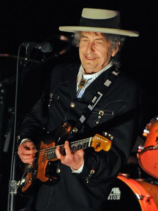 EN ANNEN: Bob Dylan ble fascinert av Arthur Rimbauds formulering: �Jeg er en annen�. Foto: Scanpix