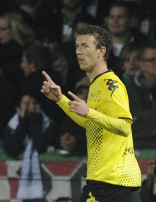 Perisic scoret og ble utvist da Dortmund vant