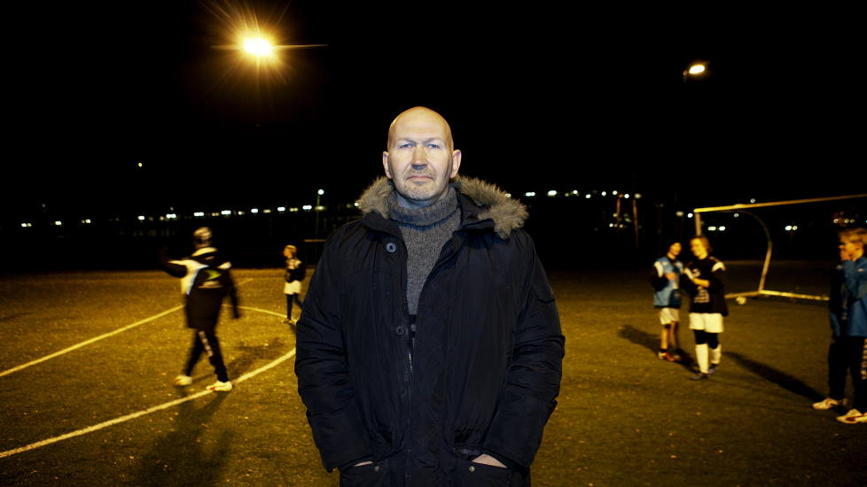 MINERYDDEREN: Per Nergaard (48) er minesjef i Norsk Folkehjelp. Han har med egne �yne sett den grufulle effekten av miner og klasebomber i arbeid p� verdens verste minefelt. Foto. Nina Hansen /Dagbladet