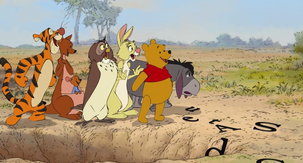 GLAD GJENG: Bokstavene ligger str�dd etter at Brumm og vennene har klatret opp fra hullet de satt fanget i.