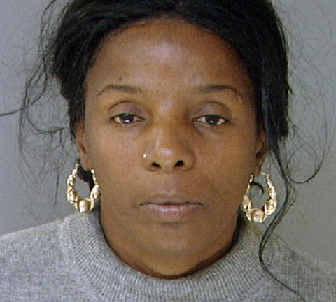 HOVEDKVINNEN:  Linda Ann Weston, den antatte hovedkvinnen bak lovbruddene knyttes til 50 nye, mulige ofre.  Foto: AP Photo/Philadelphia Police Department/Scanpix