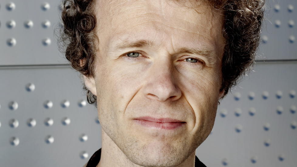 GAMMELMODIG STIL: Arne Borgs debutroman har en s�regen, gammelmodig stil. Foto: Adrian �hrn Johansen/Dagbladet