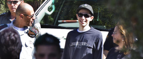 Gilad Shalit unders�kes av leger