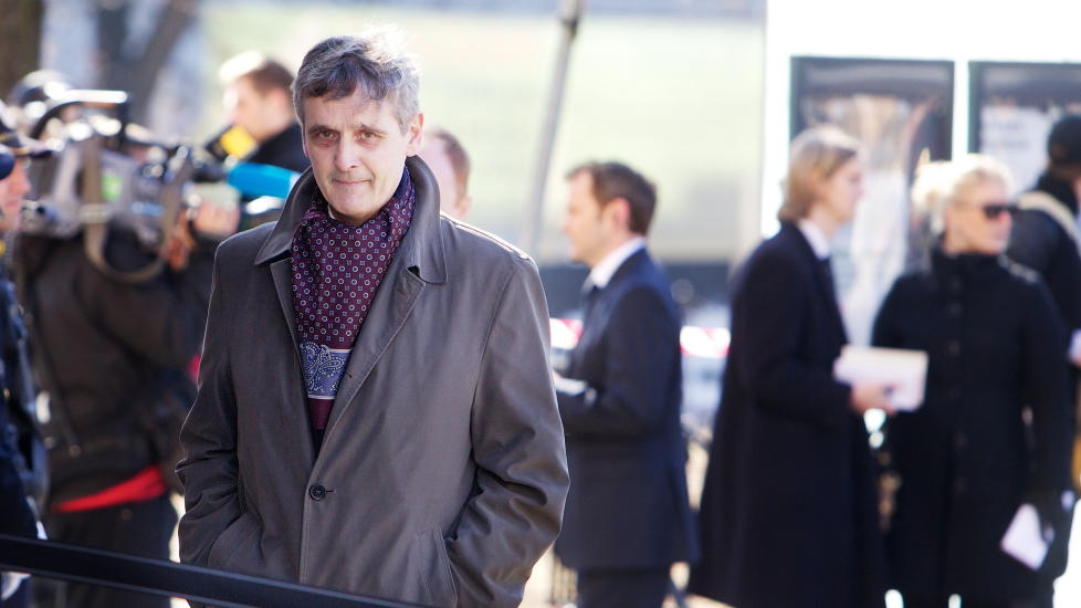 BLIR DYRERE:  I statsbudsjettet som ble lagt fram i dag, foresl�r Regjeringen � �ke lisensen fra og med neste �r. Her er Kringkastingssjef Hans Tore Bjerkaas. Foto: Eirik Helland Urke / Dagbladet