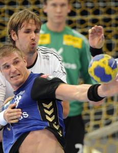 Myrhol hyllet med trampeklapp i comebacket