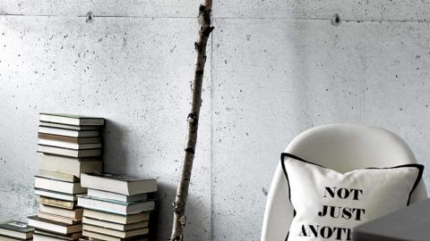 P�KLISTRET BETONGJUKS: Dette ser ut som en betongvegg, men deT er bare en tapet. Foto: Produsentene