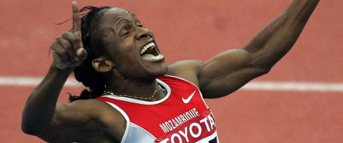 Semenya f�r ungdomsidolet som ny trener