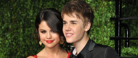 Gomez har adoptert - Bieber blir «reservepappa»