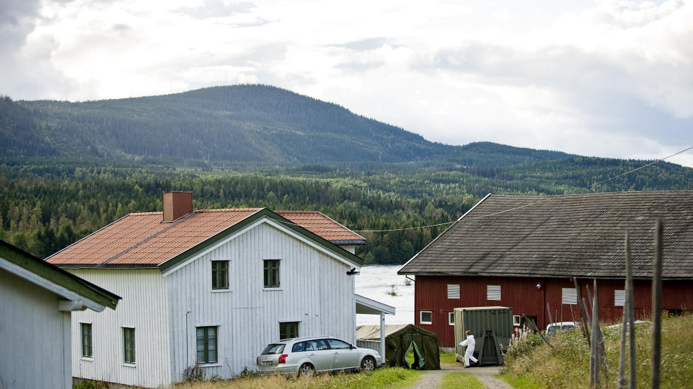 Dette er altså Vålstua gård, som Breivik leide, og der han lagde bomba.