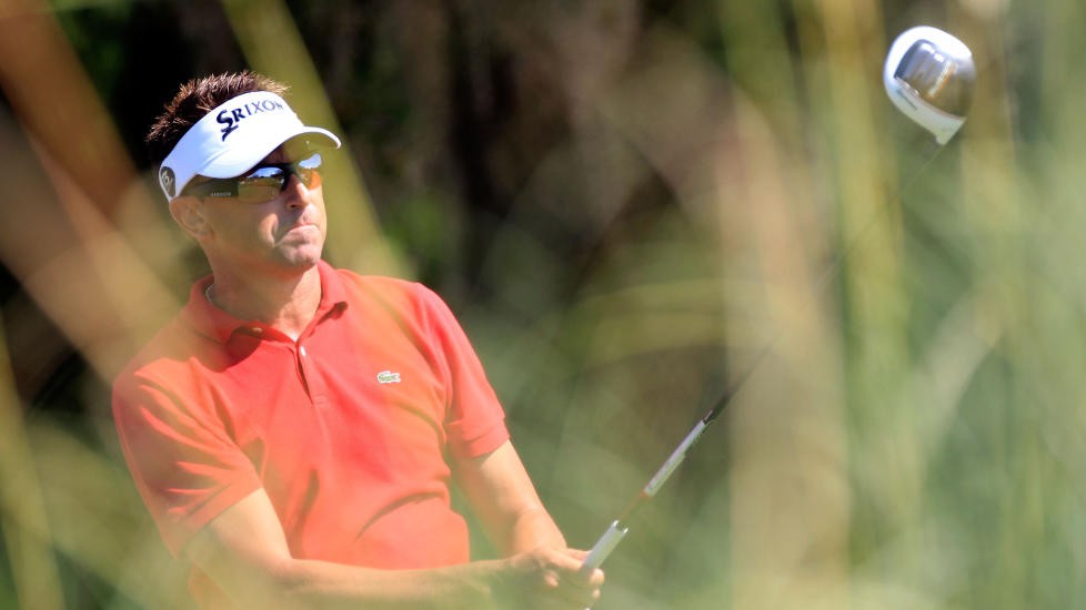 SKVETTEN FOTOGRAF: Australske Robert Allenby ble jaget av en apekatt han hadde fors�kt � fotografere i Malaysia.Foto: SCANPIX/Sam Greenwood/Getty Images/AFP