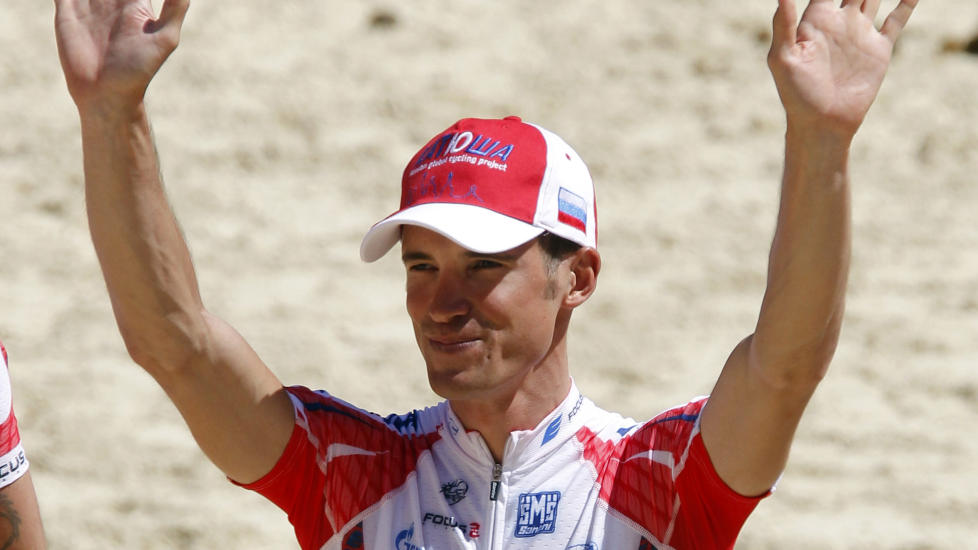 SLIPPER BILLIG: Alexandr Kolobnev har f�tt en bot og en advarsel av det russiske sykkelforbundet. S� gjenst�r det � se om UCI st�tter den avgj�relsen.Foto: SCANPIX/REUTERS/Pascal Rossignol