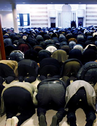 Hver fjerde nordmann mener Norge har for mange muslimer