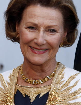 Her er dronning Sonjas egne kunstverk
