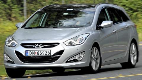 NUMMER 2: At en av �rets beste bilnyheter skulle kommer fra Hyundai var en gledelig overraskelse. Det skjerper konkurransen blant familiestasjonsvognene. Foto: EGIL NORDLIEN/HM FOTO