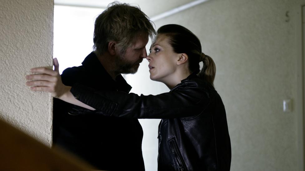 NUMMER TI: Trond Espen Seim og Ane Dahl Torp i den ferskeste Veum-filmen.