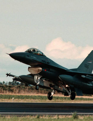 - Forsvarssjefen velger �rlandet som ny jagerflybase