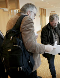 Her får SOS Rasisme vite at alt de eier er tatt i arrest