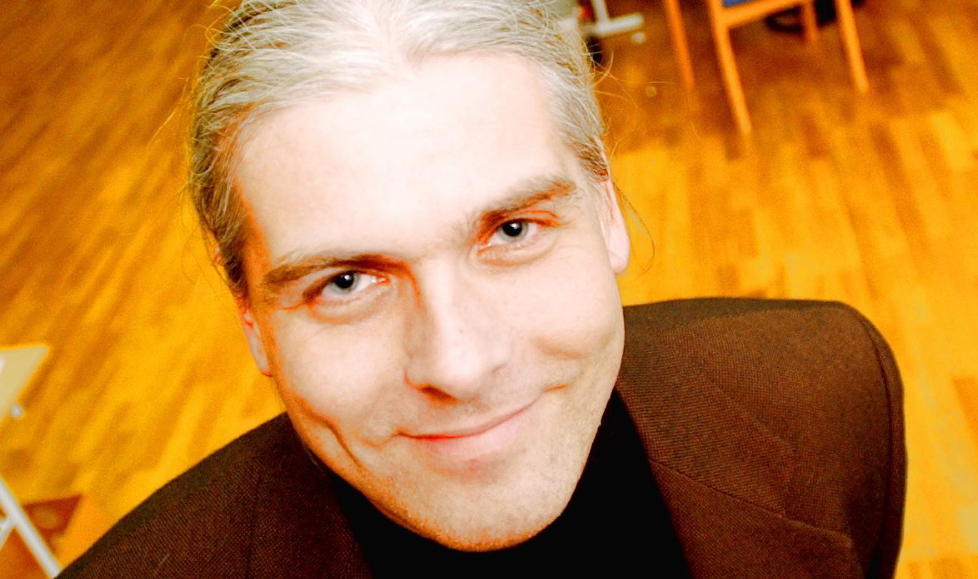 F�LTE SEG U�NSKET: Tidligere ordf�rer p� Nesodden, Christian Hintze Holm (SV) sier at han opplevde seg u�nsket som taler i Nesodden kirke under en sorggudstjeneste i etterkant av 22. juli-terroren. Foto: Jeanette Landfald / Dagbladet