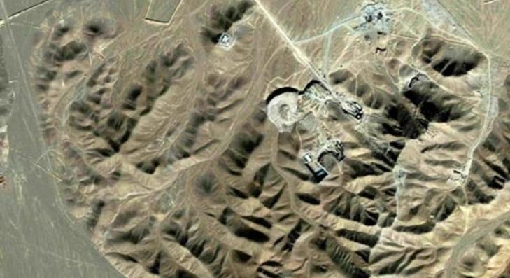 ATOMANLEGG: Det iranske atomanlegget Fordow ligger inne i et fjell og vil v�re vanskelig � �delegge for vestlige styrker. Innen ett �r vil Iran v�re i stand til � utvikle atomv�pen utelukkende inne i sikre bunkere, hevder kilder til avisa The Guardian.