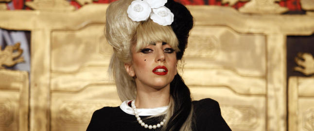 Lady Gaga starter nytt prosjekt med mamma