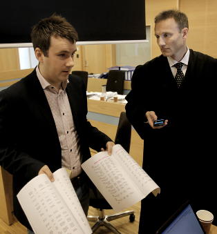 - Det er s� grovt at jeg blir trist og sint
