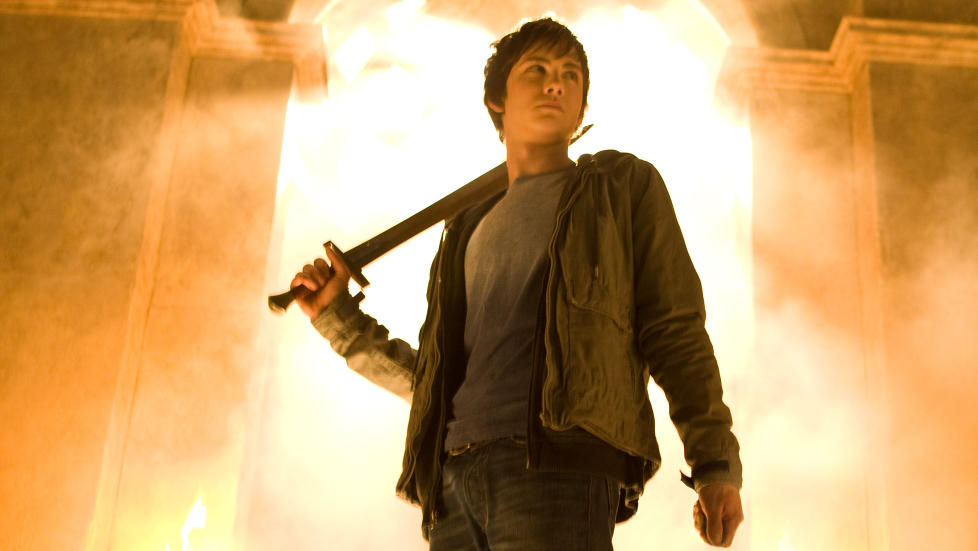 VELLYKKET Topp underholdning - selv for en halvgammel kritiker, mener Cathrine Kr�ger om fantasyserien om Percy Jackson, som n� er avsluttet. Her fra filmen �Lyntyven�, som er basert p� f�rste bok i serien. Foto: FILMWEB