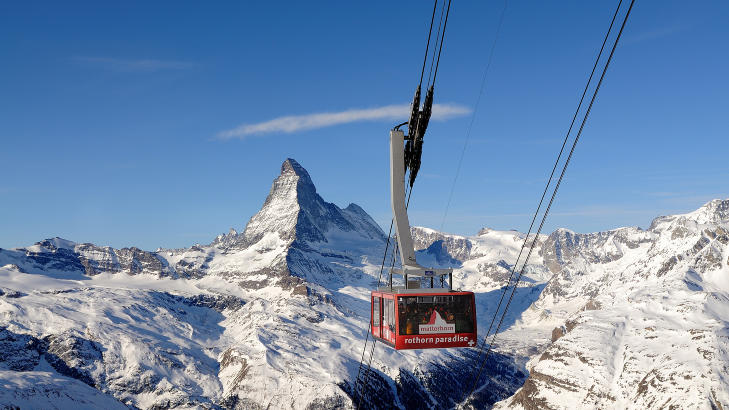 MATTERHORN: Ta Matterhorn Express til skitstastasjonen ved Trockener Steg. Foto: ZERMATT TOURISMUS