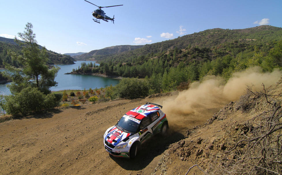 TIL TOPPS: Med seier i Rally Kypros sikret Andreas Mikkelsen tittelen i det prestisjetunge Intercontinental Rally Challenge (IRC). - For en syk f�lelse! Vi har kjempet s� utrolig hardt for � f� til dette, sier han til Dagbladet.  Foto:  AFP PHOTO/CYPRUS RALLY/ANDRE LAVADINHO