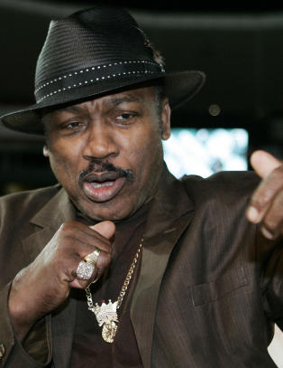 Joe Frazier rammet av kreft