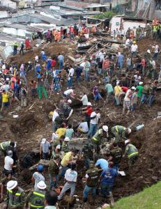 Minst 16 omkom i jordskred i Colombia
