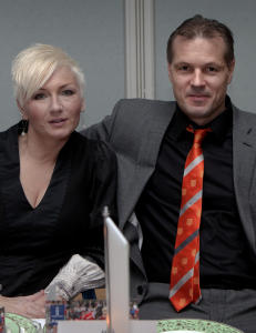 - Han er p� langt n�r noen sur grinebiter