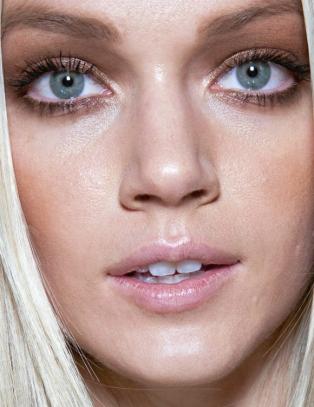 Ett makeuptips gjelder denne sesongen