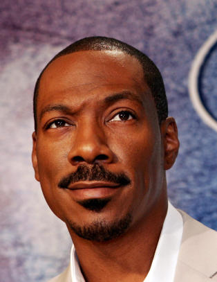 Eddie Murphy trekker seg som Oscar-vert