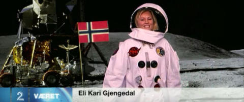 - Det var deilig og vidunderlig � ha p� seg romdrakta