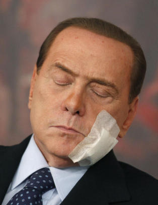 Berlusconi kan g� av l�rdag