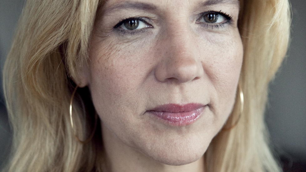 KRIMDRONNINGEN: LIza Marklund er ute p� norsk med sin niende krim om journalisten Annika Bengtzon. Mangel p� fokus i fortellingen dreper noe av spenningen, mener anmelderen. Foto: Oskar Kullander / Dagbladet