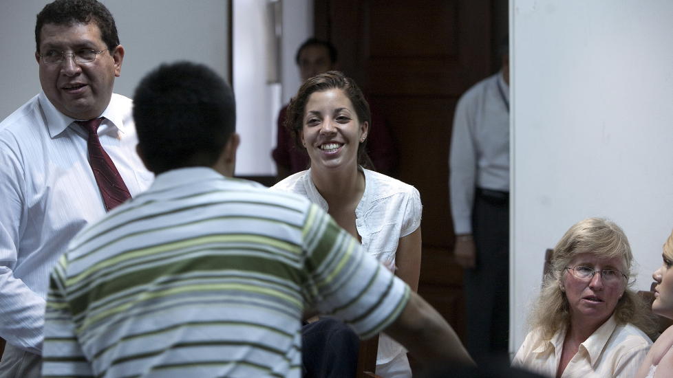 KAN SMILE IGJEN: Madeleine Rodriguez er blitt mor i Bolivia. Dermed er den kokaind�mte kvinnen mor til to. Her fotografert under rettssaken. Foto: Henning Lilleg�rd/Dagbladet
