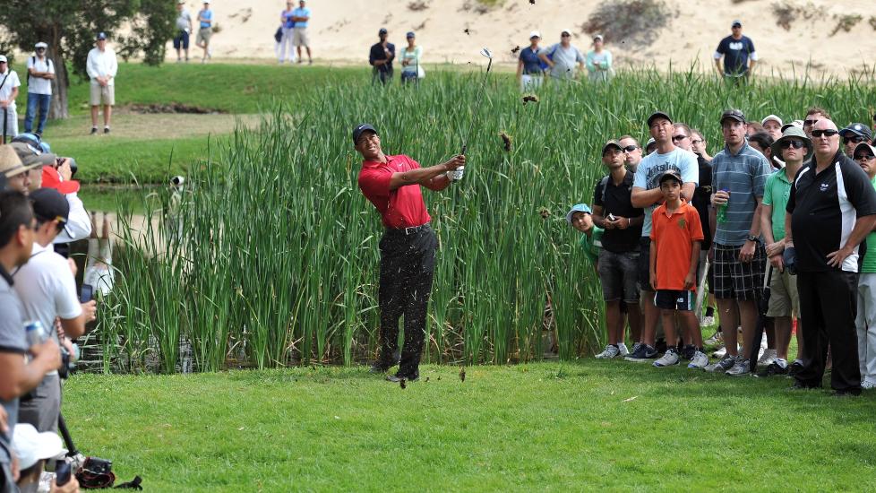SER BEDRE UT: Tiger Woods vant ikke i Australia, men en tredjeplass m� regnes som en opptur for golfstjernen.Foto: SCANPIX/EPA/PAUL MILLER
