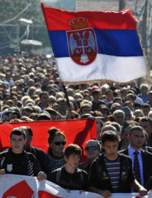 100 000 kosovoserbere vil s�ke om russisk statsborgerskap
